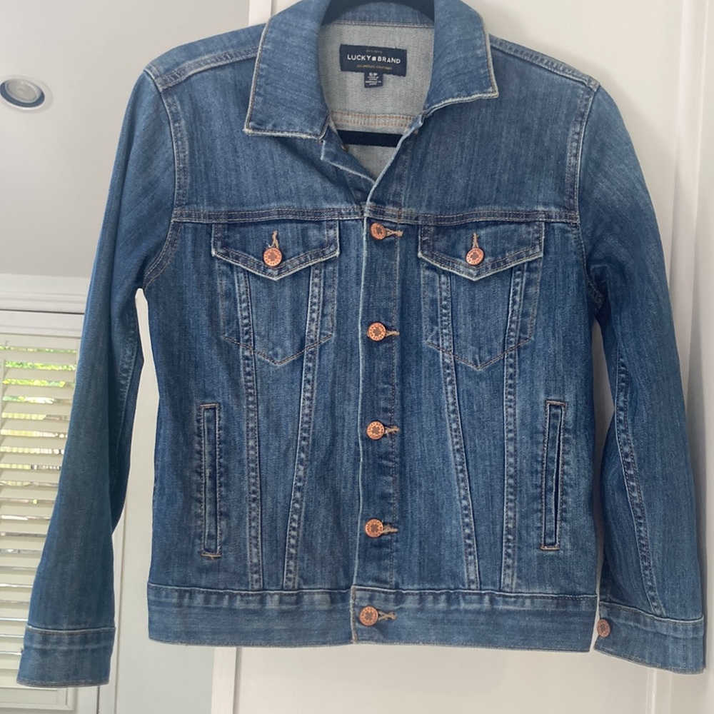 Lucky Brand “icon trucker” denim jacket small